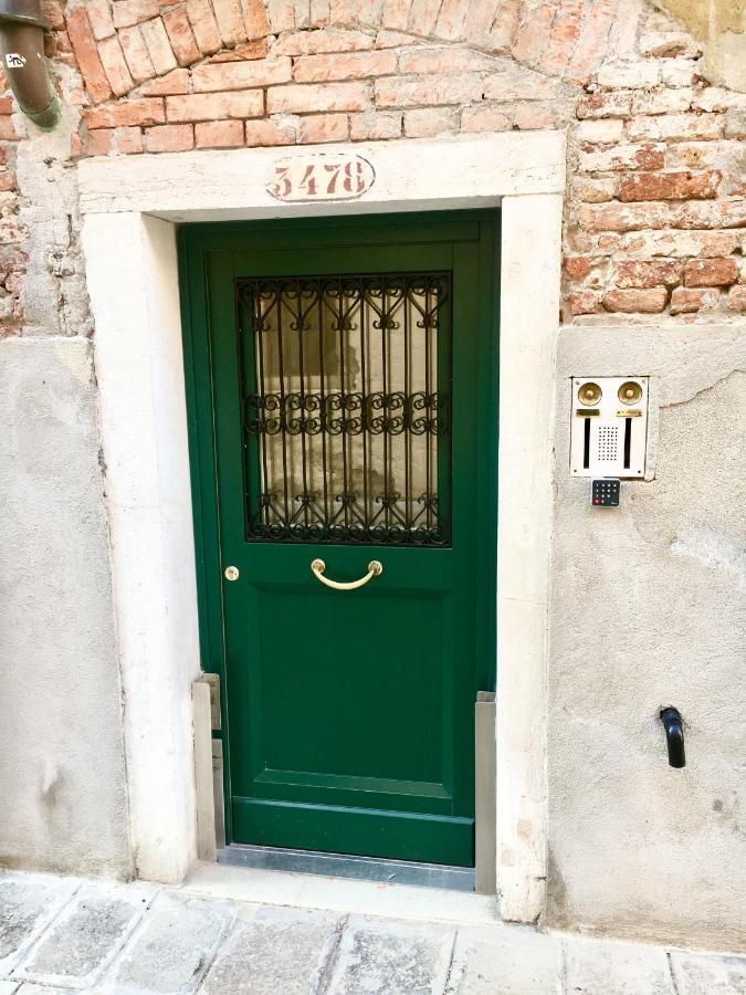 Venice Mirrors ภายนอก รูปภาพ
